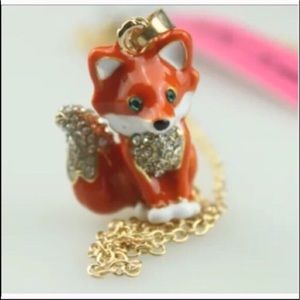 DAZZLING DESIGNER LITTLE FOX NECKLACE! 🦊
